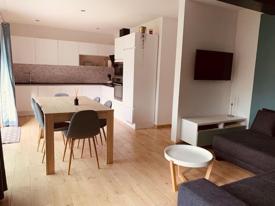 Maison En Plein Centre Avec Terrasse Et Jardin Vielsalm Dış mekan fotoğraf